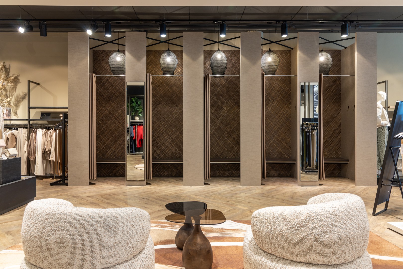 Burger Mode | Reeuwijk (NL) - Retail design