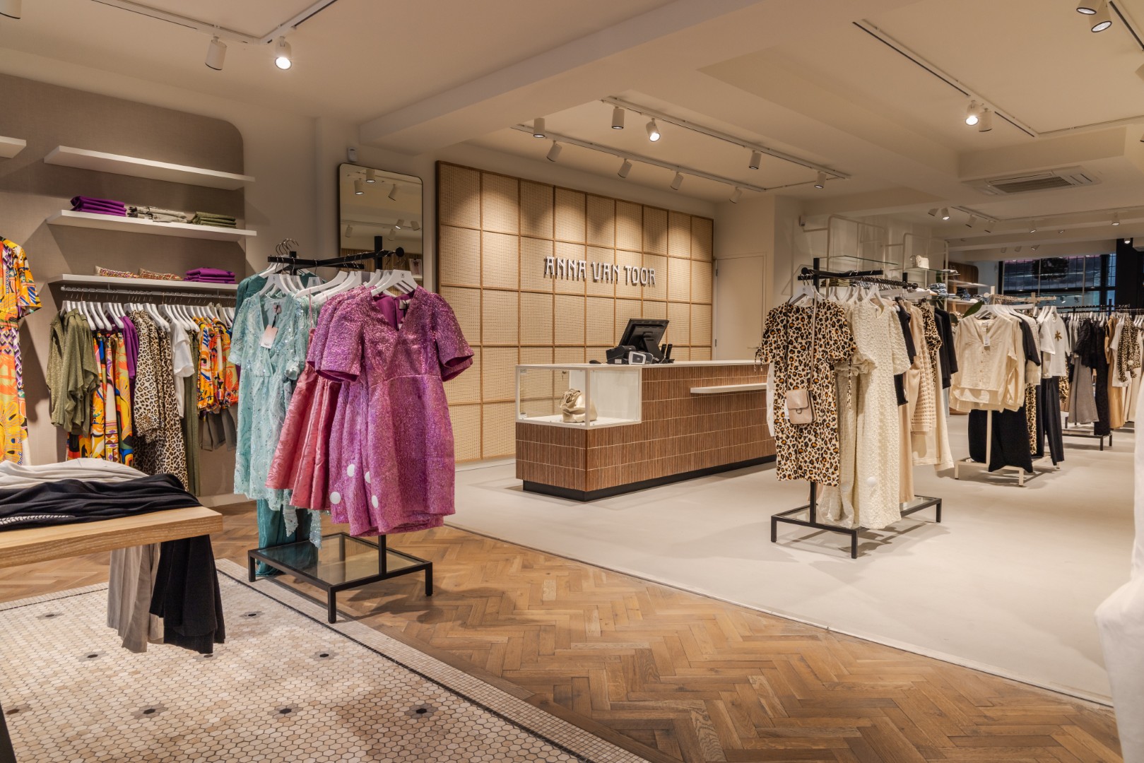 Anna van Toor | Maastricht (NL) - Fashion