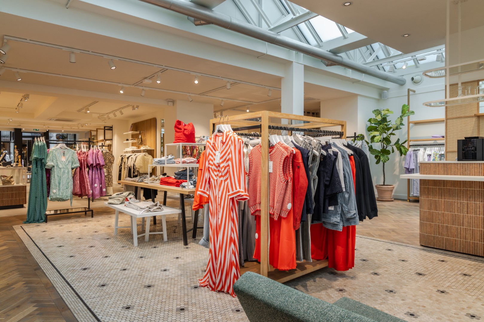 Anna van Toor | Maastricht (NL) - Fashion