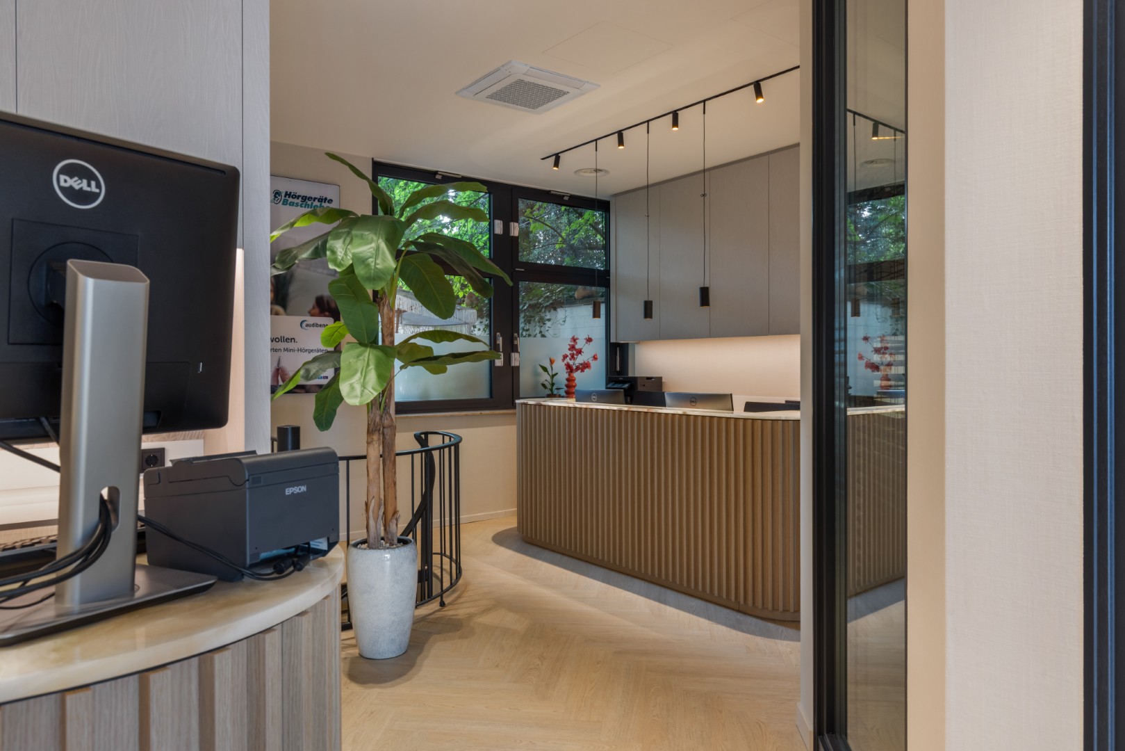 Hörgeräte Baschlebe | Cologne (DE) - Optician